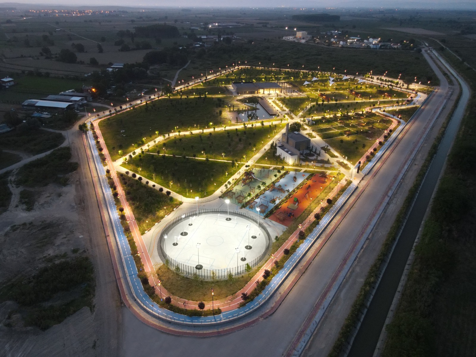 Bursa İli Mustafakemalpaşa İlçesi Millet Bahçesi ve Millet Bahçesi Altyapı ve Çevre Düzenlemesi işi<br><br>